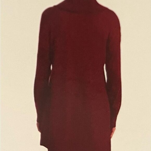 Premise women’s loose fitting long turtleneck Bordeaux color size medium - Picture 3 of 6